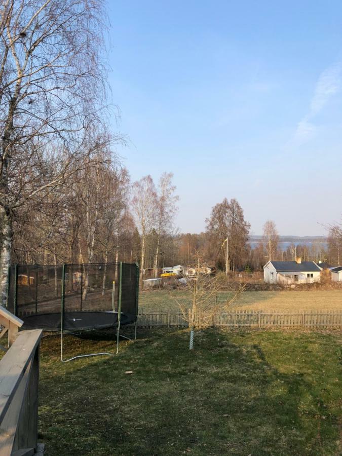 Two Small Guest Houses By Lake Rent Out As One Hjo Extérieur photo